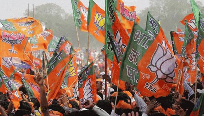 LokSabha Election Results 2019 :સમગ્ર દેશ નમો નમ: રાહુલનો હારનો સ્વિકાર કર્યો LokSabha Election Results 2019 :સમગ્ર દેશ નમો નમ: રાહુલનો હારનો સ્વિકાર કર્યો