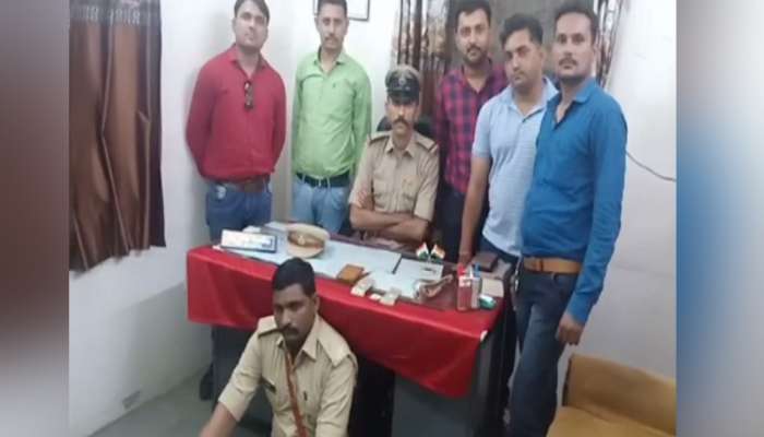 અમદાવાદ:  શહેર કોટડા પોલીસે લોકો પાસેથી રૂપિયા ઉઘરાવતો નકલી DYSP ઝડપ્યો  
