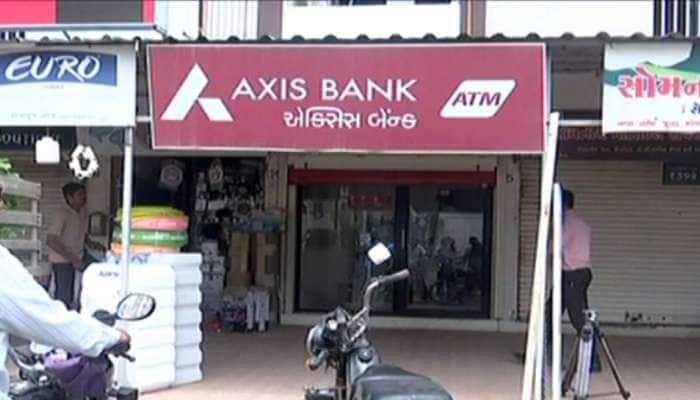 અડધી રાત્રે લૂંટાયું  Axis બેંકનું ATM, 11.50 લાખની ચોરીથી રાજકોટમાં ખળભળા