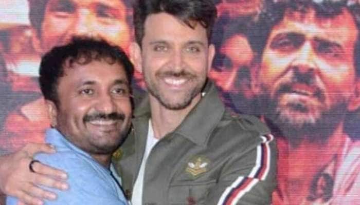 Super 30 Box Office પર હિટ, રિતિક રોશને લીધા આનંદ કુમારના આશીર્વાદ Super 30 Box Office પર હિટ, રિતિક રોશને લીધા આનંદ કુમારના આશીર્વાદ