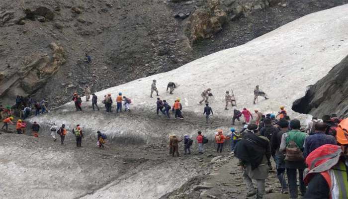 J&K: અનંતનાગ હાઇવે પર મળી શંકાસ્પદ વસ્તુ, સેનાએ રોકી અમરનાથ યાત્રા