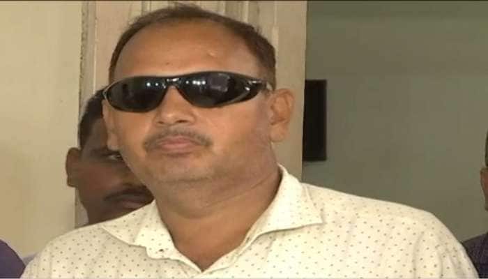 સુરત આગકાંડ : ગેરકાયદે બાંધકામની ફરિયાદ આગળ ફોરવર્ડ ન કરનાર ઈજનેર પકડાયો, 