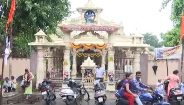 વડોદરામાં પૂરની સ્થિતિ વચ્ચે શિવમંદિરોમાં હર હર મહાદેવનો નાદ ગુંજ્યો