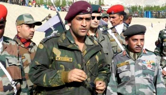 સેનાની ડ્યૂટી કરી રહ્યો છે MS Dhoni, 15 ઓગસ્ટે અહીં લહેરાવી શકે છે ધ્વજ