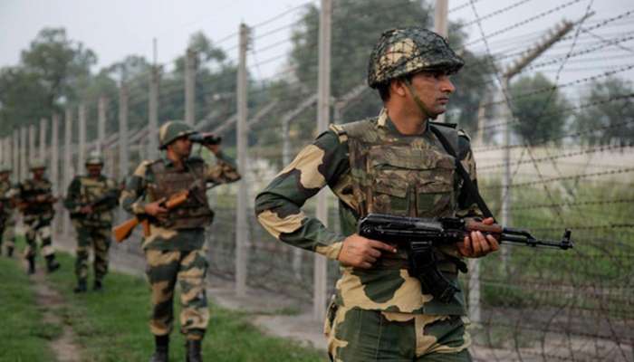 J&K: LoC પર ભારે ભરખમ તોપો તહેનાત કરી રહ્યું છે પાકિસ્તાન, સરહદે મોટા ષડયંત્રનો ખુલાસો 