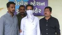 સુરત: વીમાના નામે ફોન કરીને 44 લાખની છેતરપીંડી કરનાર શખ્શ ઝડપાયો 