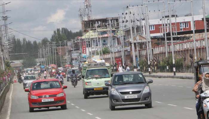J&K: જમ્મુમાં ઈન્ટરનેટ સેવા શરૂ, રામબન-કિશ્તવાડ અને ડોડામાં ટેલિફોન સેવા પૂર્વવત