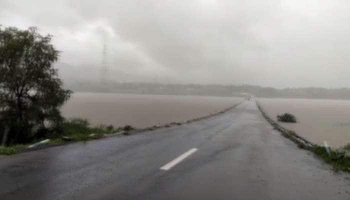 ઉપરવાસમાં વરસાદથી નર્મદા નદી અને બનાસ નદી ઓવરફ્લો, કાંઠાના ગામો એલર્ટ પર