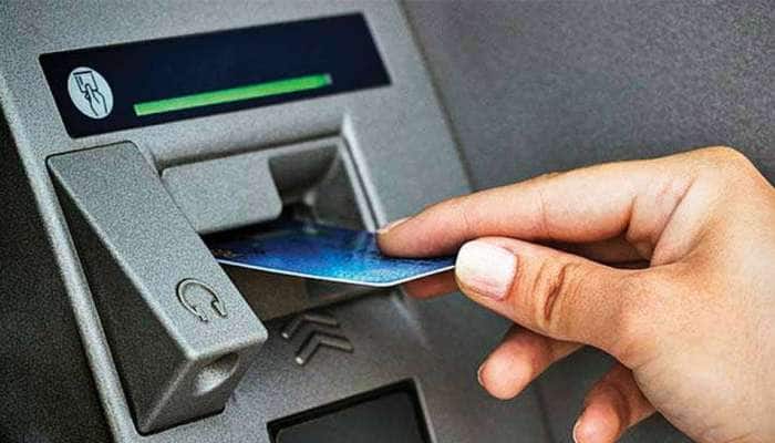 ATM યૂઝ કરનારાઓને મોટો ફાયદો, RBI એ બેંકોને જાહેર કર્યું સર્કુલર