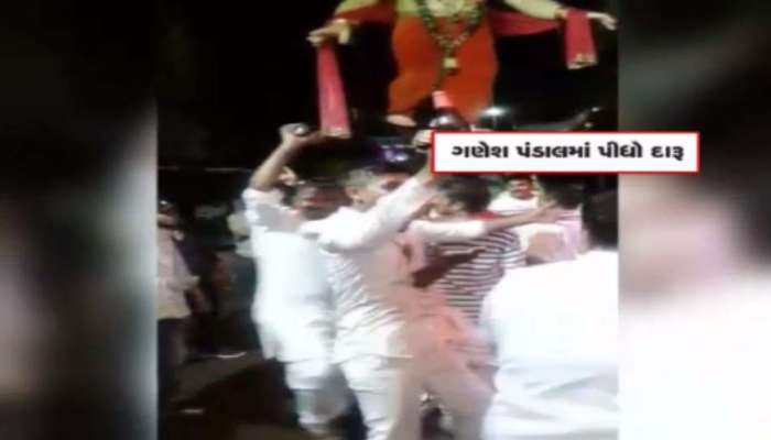 સુરતમાં ધર્મના નામે ધતિંગ: ગણપતિની મૂર્તિ સામે દારૂની મહેફીલ