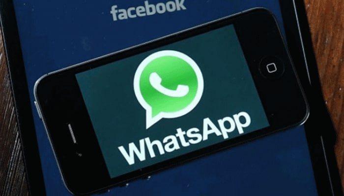 WhatsApp, Facebook અને twitter માટે ફરજીયાત થશે આધાર? સુપ્રીમમાં સુનાવણી