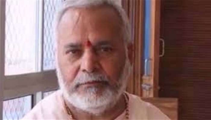 શાહજહાંપુર: શારીરિક શોષણના આરોપી સ્વામી ચિન્મયાનંદની SITએ કરી ધરપકડ શાહજહાંપુર: શારીરિક શોષણના આરોપી સ્વામી ચિન્મયાનંદની SITએ કરી ધરપકડ
