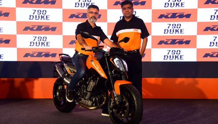 KTM એ સાડા આઠ લાખમાં લોન્ચ કરી નવી બાઇક, 790 Duke, જાણો ફીચર્સ KTM એ સાડા આઠ લાખમાં લોન્ચ કરી નવી બાઇક, 790 Duke, જાણો ફીચર્સ