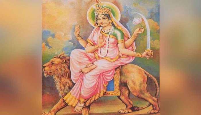 નવરાત્રિ 2019: અનેક સમસ્યાઓ ચપટીમાં દૂર કરે તેવા માતા કાત્યાયનીની આજે છઠ્ઠે નોરતે કરો આરાધના નવરાત્રિ 2019: અનેક સમસ્યાઓ ચપટીમાં દૂર કરે તેવા માતા કાત્યાયનીની આજે છઠ્ઠે નોરતે કરો આરાધના
