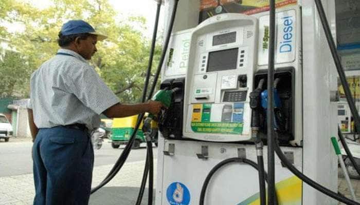 petrol diesel price of 15th oct in delhi and mumbai