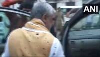 VIDEO: ડેન્ગ્યુના દર્દીઓને મળવા PMCH પહોંચેલા મંત્રી અશ્વિની ચૌબે પર યુવકે