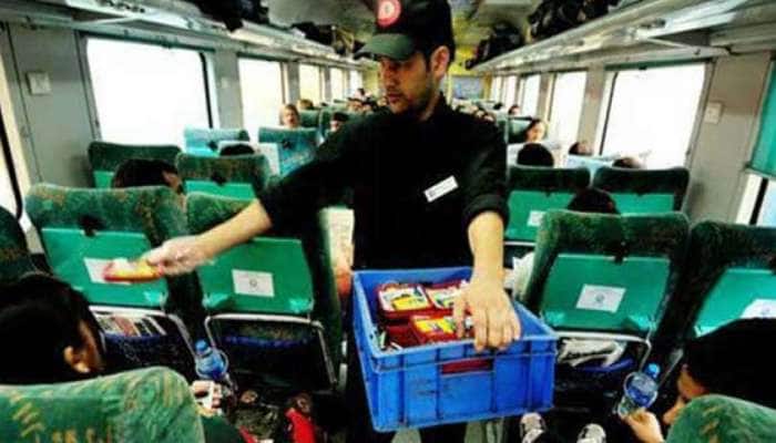 Indian Railwaysએ શરૂ કરી આ સુવિધા, મુસાફરોને સીટ પર મળશે સ્વાદિષ્ટ ભોજન