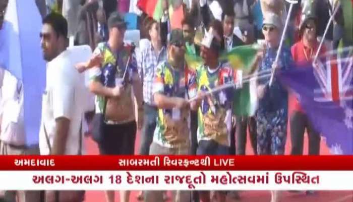 Kite Festival 2020: ભવ્ય સાંસ્કૃતિક કાર્યક્રમ સાથે આંતરરાષ્ટ્રીય પતંગ મહોત્સવનો પ્રારંભ