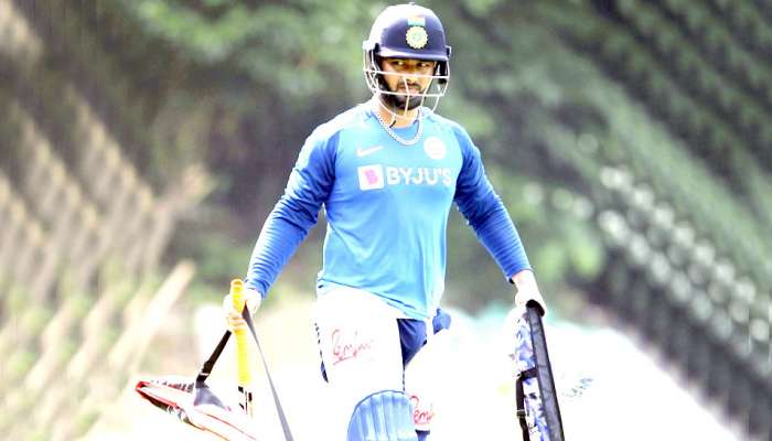 INDvsAUS: રાજકોટ વનડે પહેલા જ ભારતને મળ્યો મોટો ઝટકો, આ ખેલાડી ટીમમાંથી બહાર 