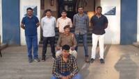 મહુવામાં અસામાજીક તત્વો બેખોફ: પોલીસે રિવોલ્વર સાથે એકને ઝડપ્યો