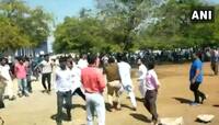 VIDEO: છત્તીસગઢમાં કોંગ્રેસના કાર્યકરો બાખડ્યા, ગાળાગાળી કરી