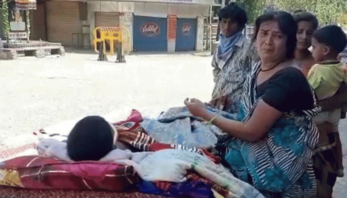 જેતપુરમાં એમ્બ્યુલન્સ નહી મળતા વિધવા માતાએ રેકડીમાં પુત્રને લઇ જવા મજબુર