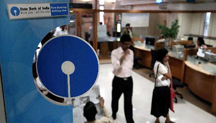 SBI બેન્કના બચત ખાતાધારકો માટે માઠા સમાચાર, જાણીને લાગશે મોટો આંચકો             