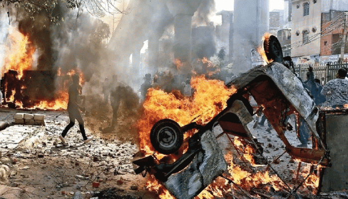 Delhi riots: દિલ્હી પોલીસે UAPSમાં નોંધ્યો કેસ, ઉમર ખાલીદની જલ્દીથી કરી શકે છે ધરપકડ