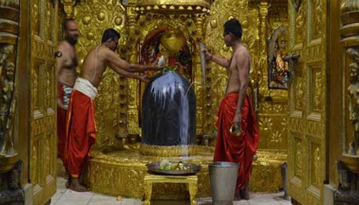 દાદાના ધામમાં હજુ પહોંચી શક્યો નથી કોરોના, લોકડાઉનમાં 2.75 કરોડ લોકો કરે છે દાદાના દર્શન દાદાના ધામમાં હજુ પહોંચી શક્યો નથી કોરોના, લોકડાઉનમાં 2.75 કરોડ લોકો કરે છે દાદાના દર્શન