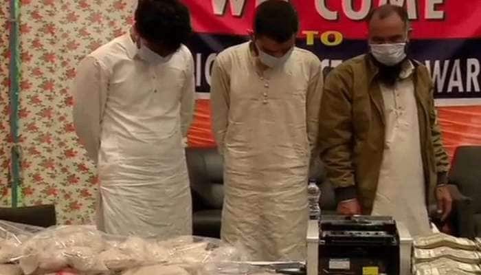 J&K: લશ્કરના સૌથી મોટા ટેરર મોડ્યૂલનો ભાંડાફોડ, ભારે માત્રામાં ડ્રગ્સ અને પૈસા મળી આ
