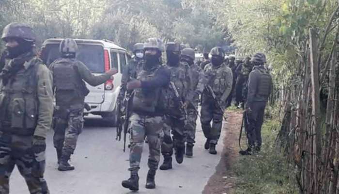 J&K: કુલગામમાં સુરક્ષા દળે ઠાર માર્યા બે આતંકી, 2 જવાન ઘાયલ