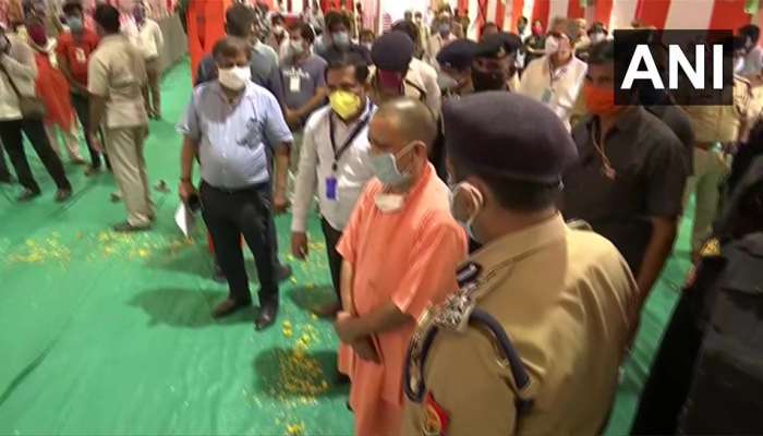 CM યોગી અયોધ્યા પહોંચ્યા, રામ મંદિર ભૂમિ પૂજનની તૈયારીઓની કરી રહ્યાં છે સમીક્ષા