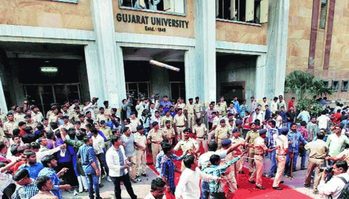 ગુજરાત યુનિવર્સિટી: ટુંક સમયમાં અંતિમ વર્ષના વિદ્યાર્થીઓની ઓનલાઇન પરીક્ષા યોજાશે