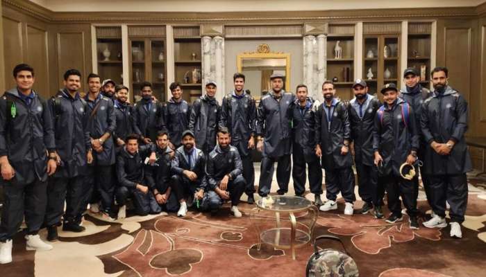 Ind vs Aus: ઓસ્ટ્રેલિયા પહોંચી ભારતીય ટીમ, 14 દિવસ ક્વોરૅન્ટીન રહેશે બધા ખેલાડીઓ