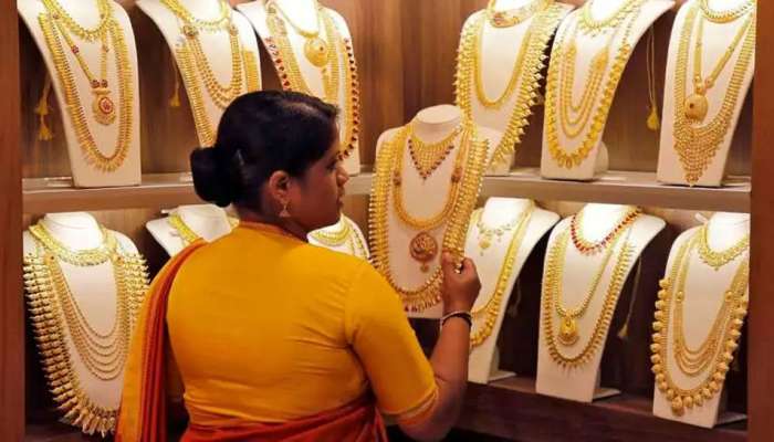 ધનતેરસ પર સસ્તુ સોનુ ખરીદવુ છે? તો Gold Schemeમાં કરો ફટાફટ ઈન્વેસ્ટ 