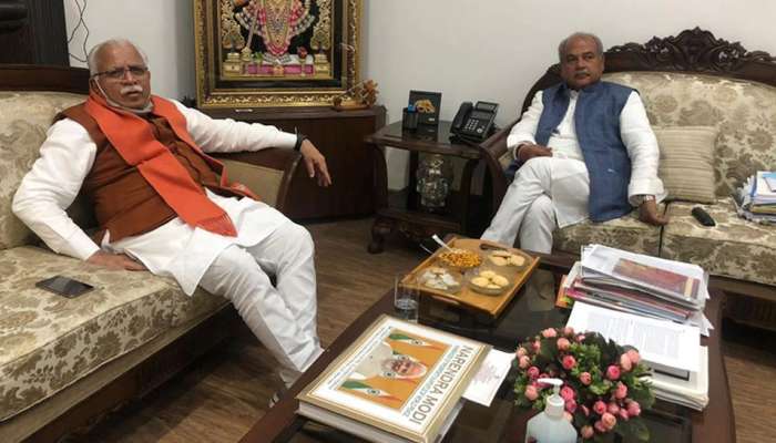 Bharat Bandh LIVE: યુપી ગેટ પર ભીમ આર્મીના કાર્યકરો પર લાઠીચાર્જ, કૃષિમંત્રીને મળ્યા CM ખટ્ટર