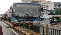 બે દિવસમાં અમદાવાદમાં BRTS બસનો બીજો અકસ્માત, ચંદ્રનગર પાસે ટેમ્પો સાથે મોટી ટક્કર
