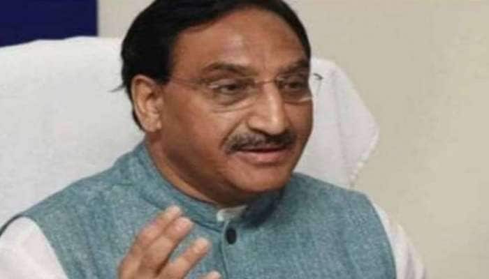 CBSE Board Exam 2021: ઓફલાઇન લેવાશે સીબીએસઈની પરીક્ષા, કાલે જાહેર થશે ટાઇમટેબલ