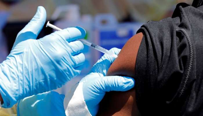 ભારતમાં 16 જાન્યુઆરીથી કોરોનાનું વેક્સીનેશન, 3 કરોડ સ્વાસ્થ્યકર્મીઓને આપશે રસી