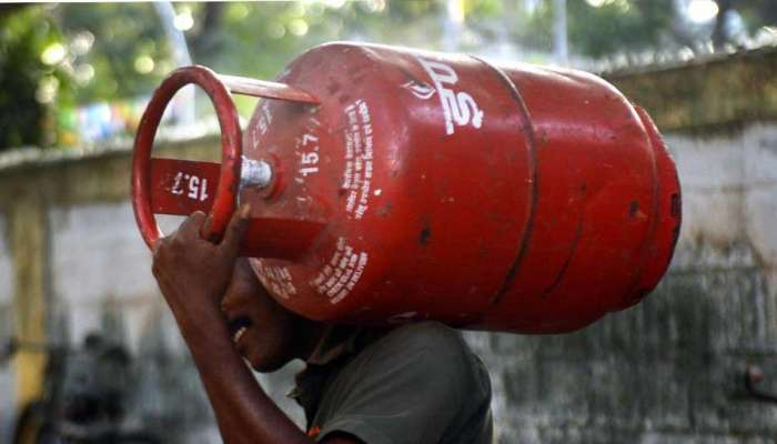 LPG Price: મોંઘવારીની થપાટ, LPG સિલિન્ડરના ભાવમાં અધધધ...વધારો, જાણો નવા રેટ
