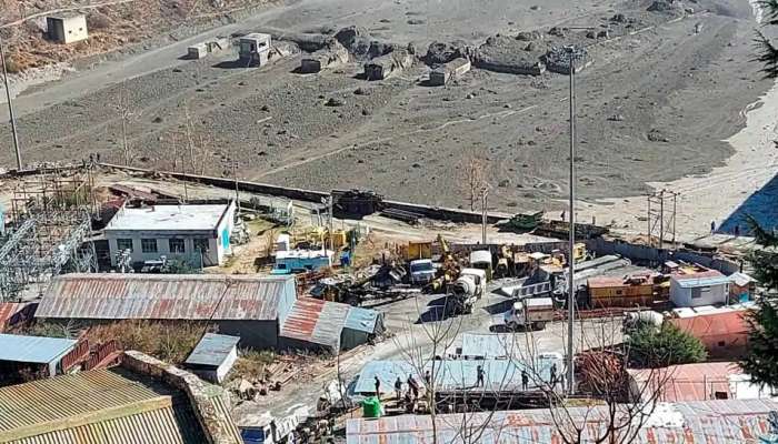 Glacier burst:  ઉત્તરાખંડમાં ફસાયેલા લોકોની મદદ માટે સરકારે જાહેર કર્યો હેલ્પલાઇન નંબર