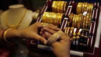 Gold Rate Today: સોનાની કિંમતમાં આવ્યો ઉછાળ, ચાંદીમાં થયો ઘટાડો, જાણો શું છે ભાવ