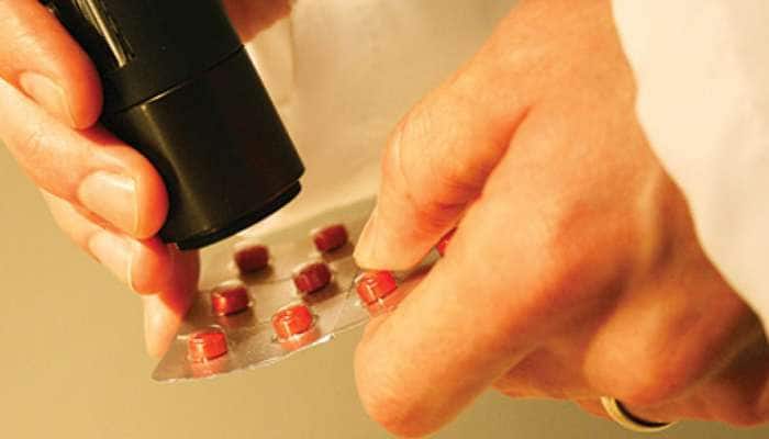 Gandhinagar: ડુપ્લીકેટ દવાઓ બનાવી વિદેશમાં એક્સપોર્ટ કરતી કંપની પર દરોડા