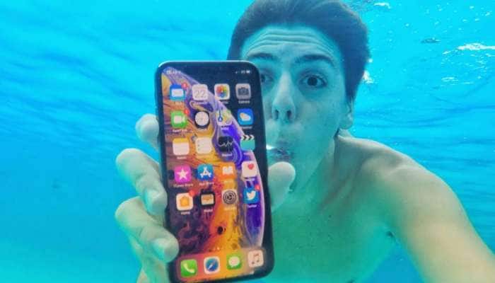 iPhone બરફથી જામી ગયેલા પાણી પડી ગયો! જાણો પછી શું થયું iPhone બરફથી જામી ગયેલા પાણી પડી ગયો! જાણો પછી શું થયું
