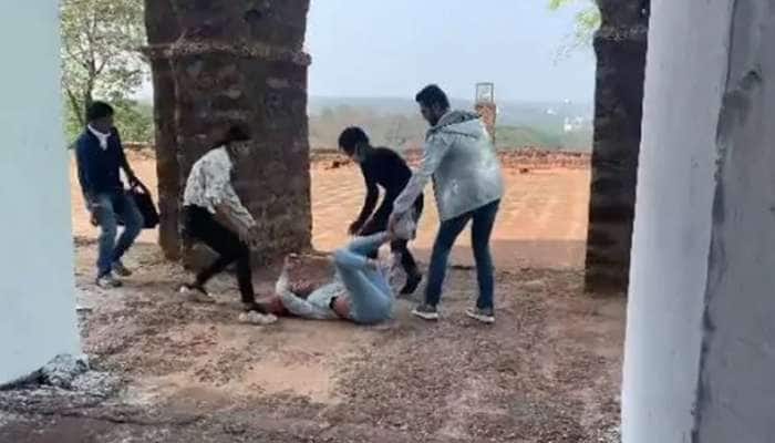Priya Prakash Varrier ચાલુ શુટિંગમાં જમીન પર પટકાઈ, વીડિયો શેર કરી કહ્યું...