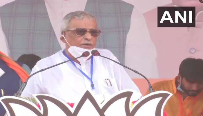 West Bengal Election 2021: 'ભારત માતા કી જય, જય શ્રી રામ' નારા લગાવી ભાજપમાં સામેલ થયા શુભેંદુના પિતા શિશિર અધિકારી