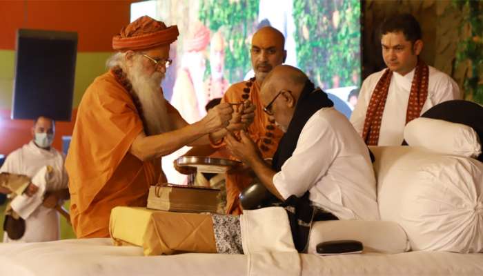 મોરારીબાપુ દ્વારા પુંડરીક આશ્રમ વૃંદાવનમાં આજથી નવ દિવસ રામકથા યોજાશે મોરારીબાપુ દ્વારા પુંડરીક આશ્રમ વૃંદાવનમાં આજથી નવ દિવસ રામકથા યોજાશે