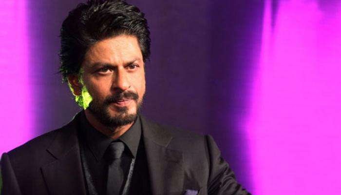 Shah Rukh Khan ને એક યૂઝરે પૂછ્યું, 'સર તમારા અન્ડરવેરનો કલર શું?' જાણો શું મળ્યો જવાબ