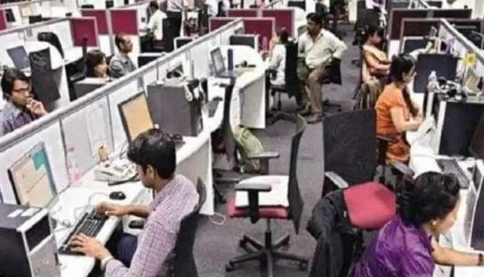 Job Cut: વર્ષ 2025 સુધી દર 10માંથી 6 લોકો નોકરી ગુમાવશે, રિપોર્ટમાં ચોંકાવનારો ખુલાસો Job Cut: વર્ષ 2025 સુધી દર 10માંથી 6 લોકો નોકરી ગુમાવશે, રિપોર્ટમાં ચોંકાવનારો ખુલાસો