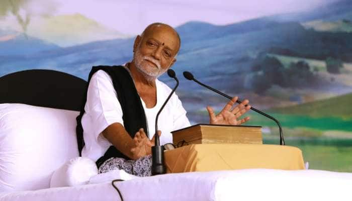 મોરારીબાપુએ રામકથામાં મર્યાદિત શ્રોતાઓને આવવા માટે કર્યો અનુરોધ